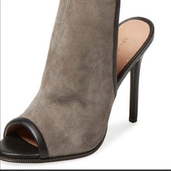Maiden Lane grey suede peep toe. ❤️ - Picture 1 of 4